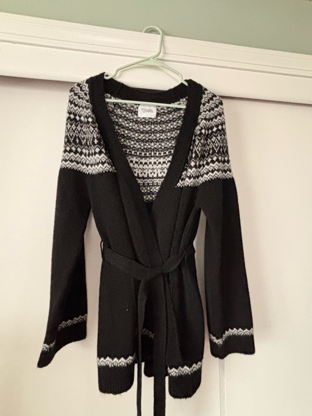 Black and White Fair Isle Belted Cardigan Sweater - Women - Picture 2 of 2